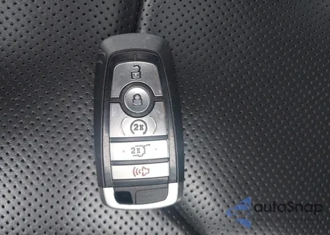 2019 Ford Expedition Max Platinum из США, поврежденный, VIN 1FMJK1MT7KEA90824